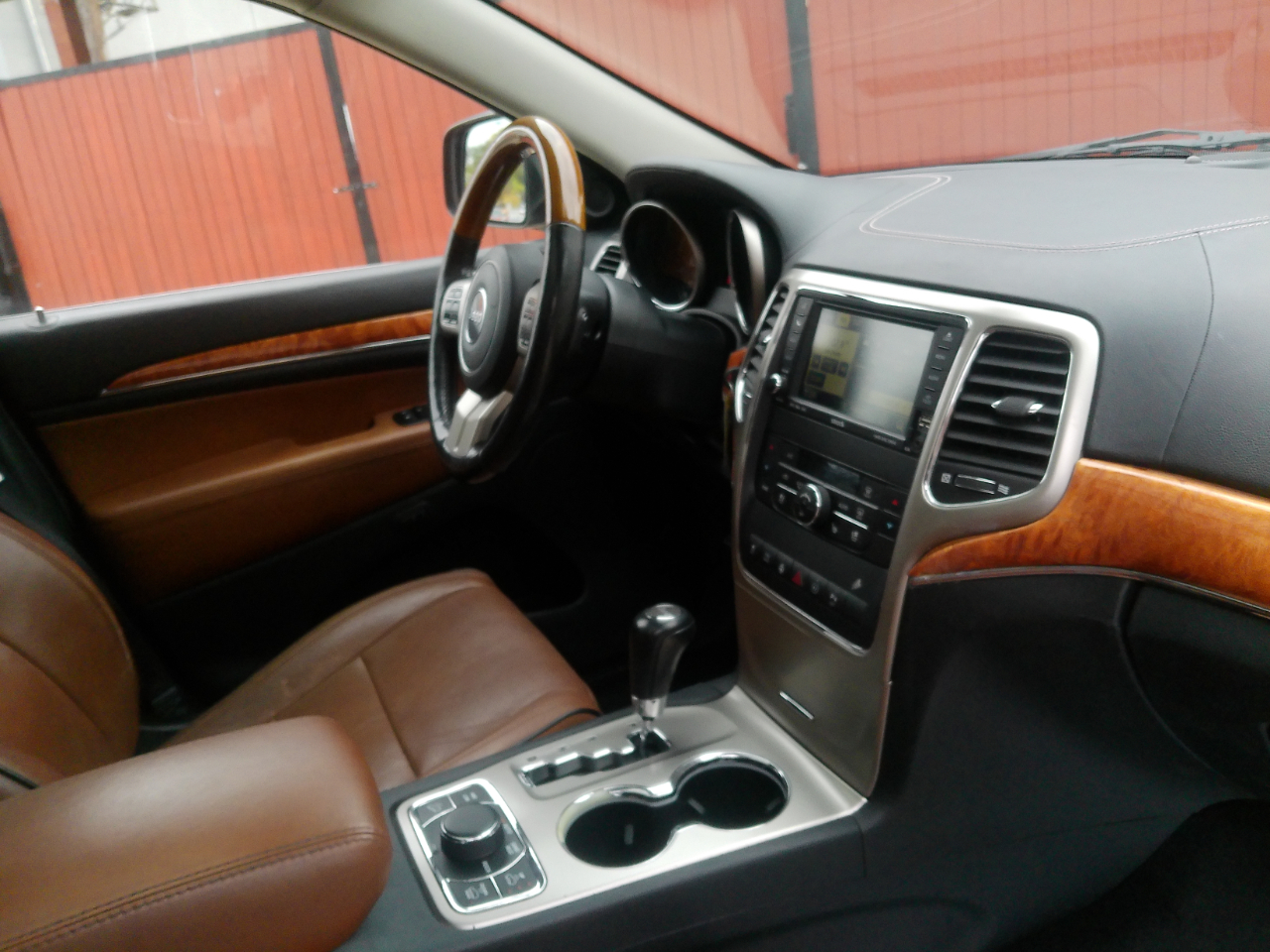 Jeep Grand Cherokee Overland 4WD 2011 Jeep Grand Cherokee Overland 4WD 2011