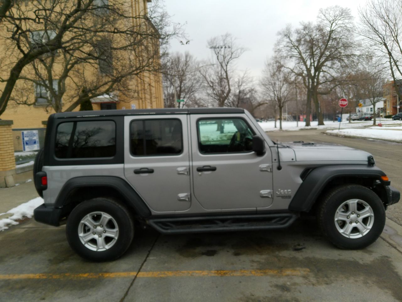 Jeep Wrangler Unlimited Sport 2019