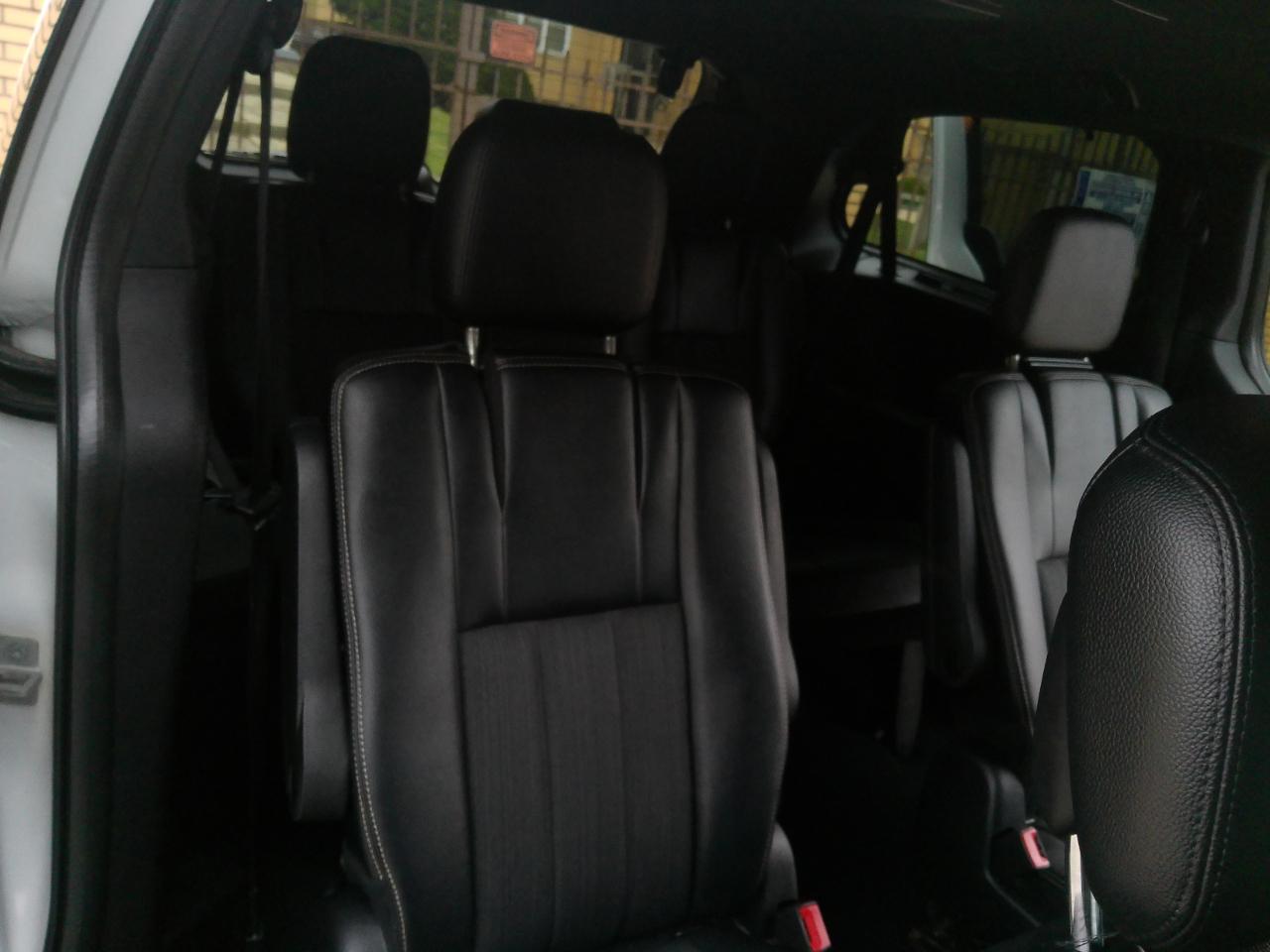 Chrysler Town & Country S 2015