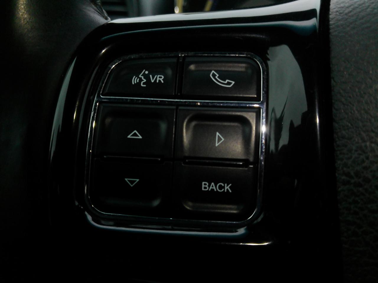 Chrysler Town & Country S 2015