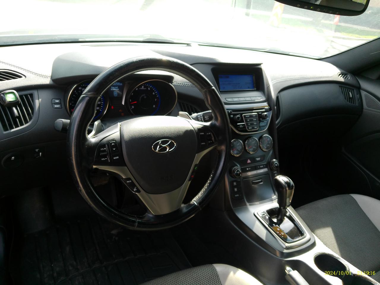 Hyundai Genesis Coupe 3.8 Ultimate 6MT 2015