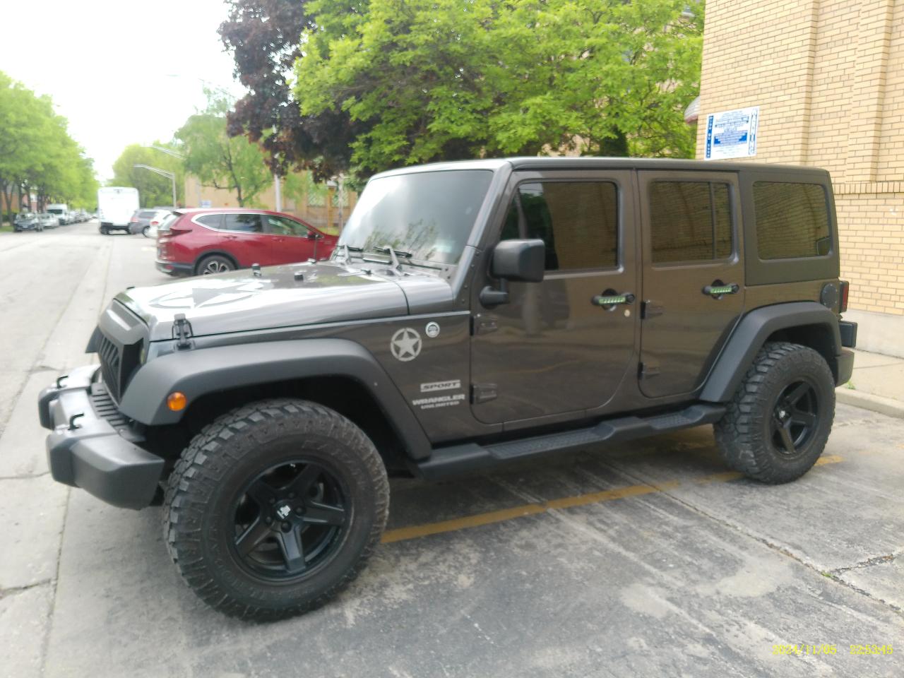 Jeep Wrangler Unlimited Sport 4WD 2017