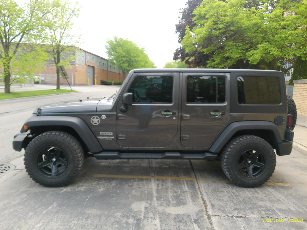 Jeep Wrangler Unlimited Sport 4WD 2017