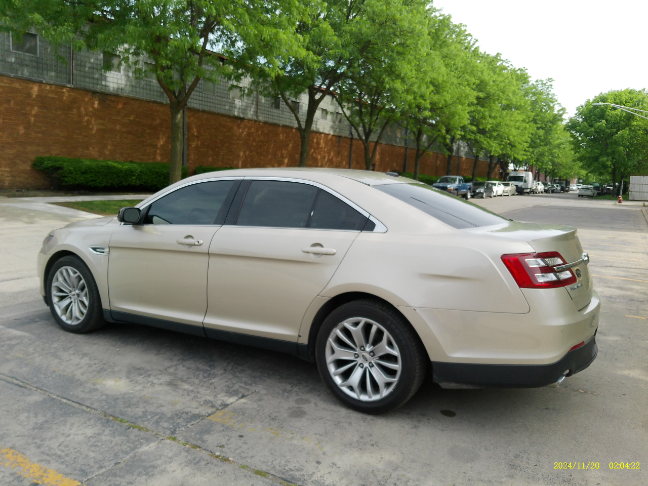 Ford Taurus Limited FWD 2018