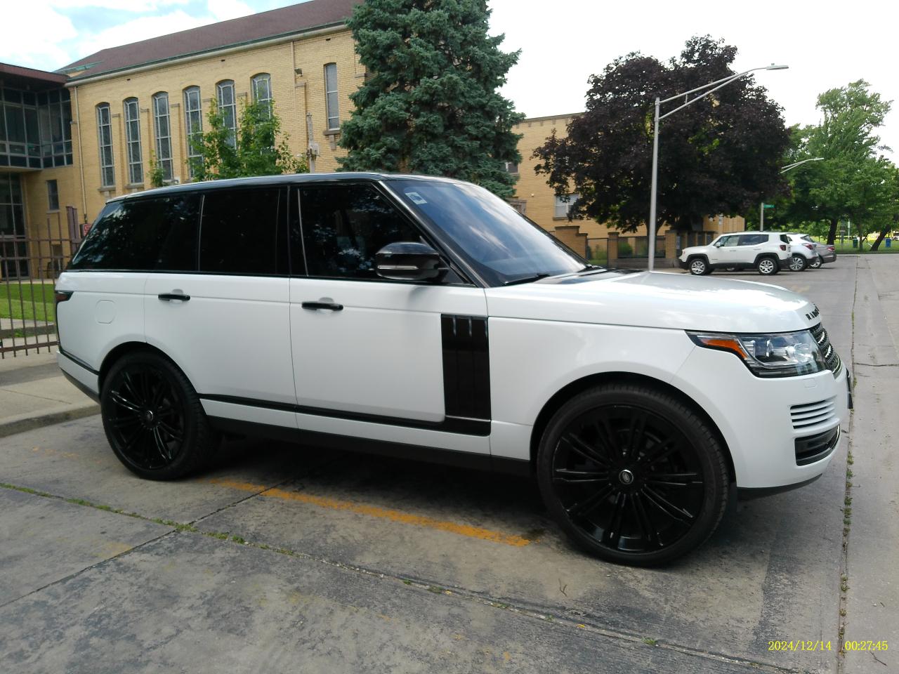 Land Rover Range Rover Base 2017