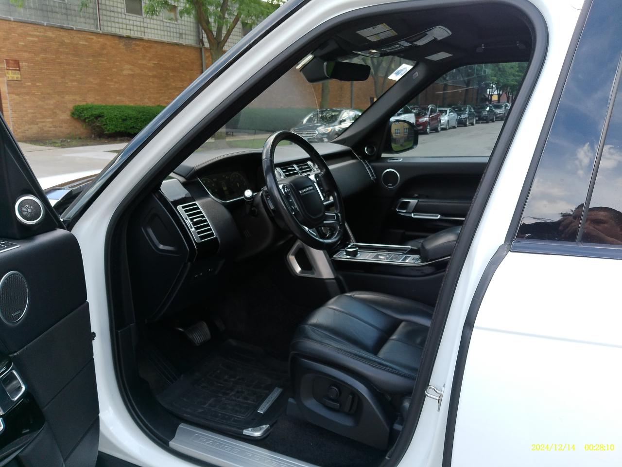 Land Rover Range Rover Base 2017