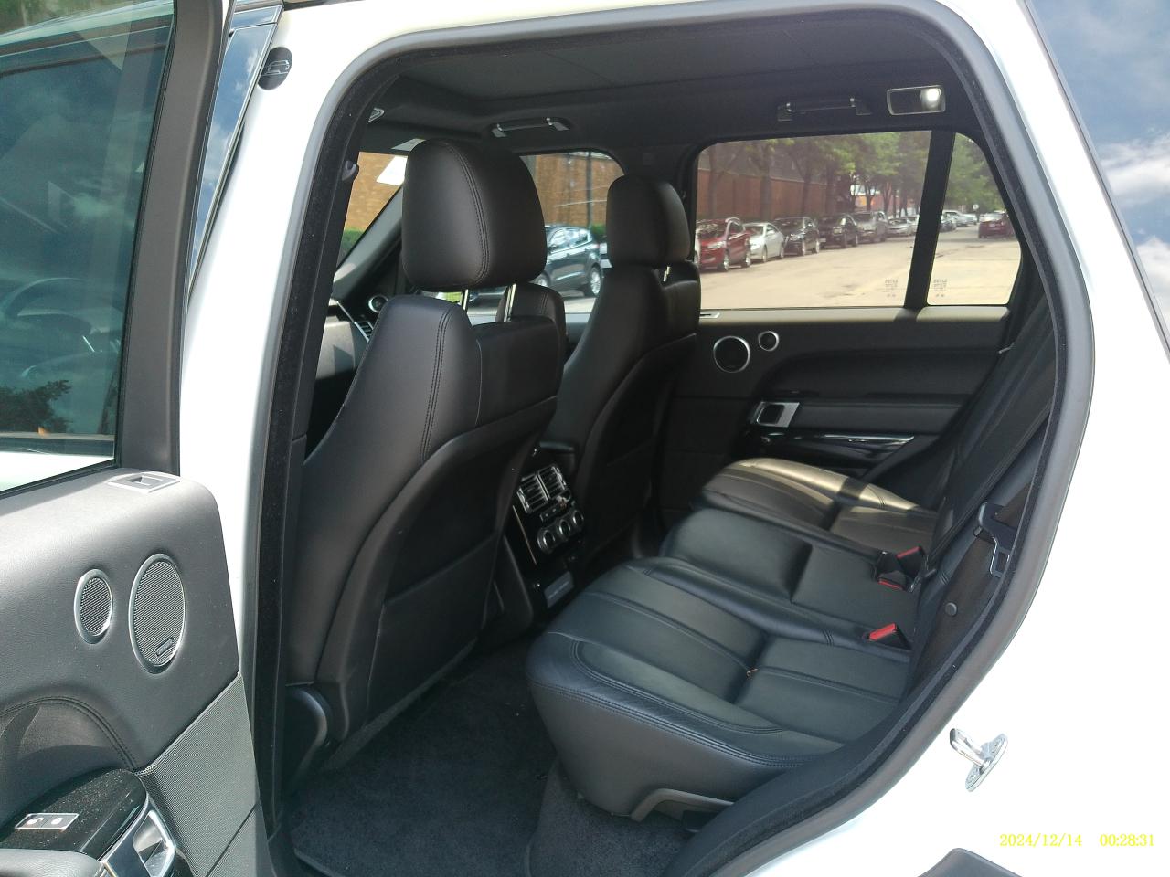 Land Rover Range Rover Base 2017