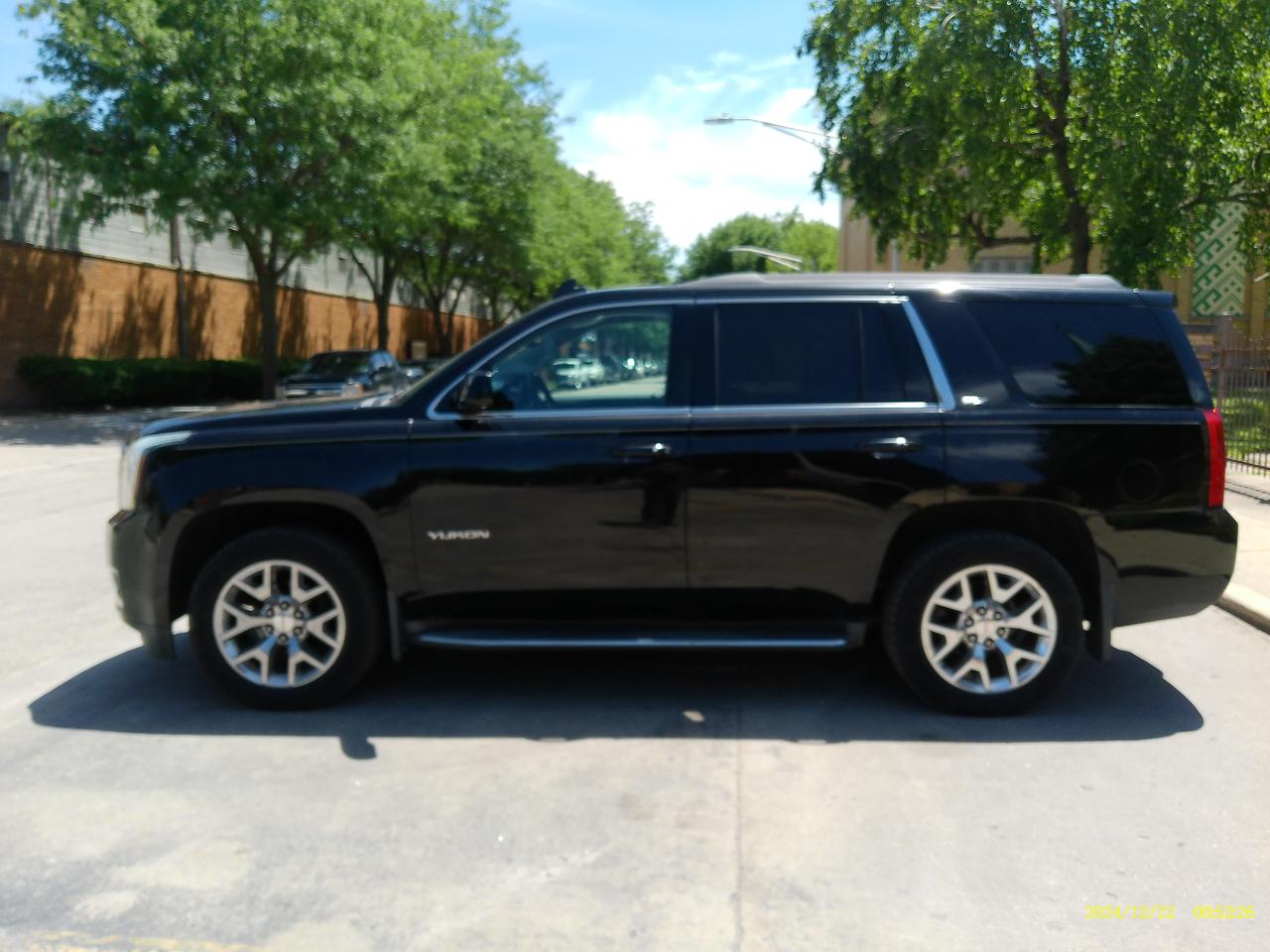 GMC Yukon SLT 4WD 2015