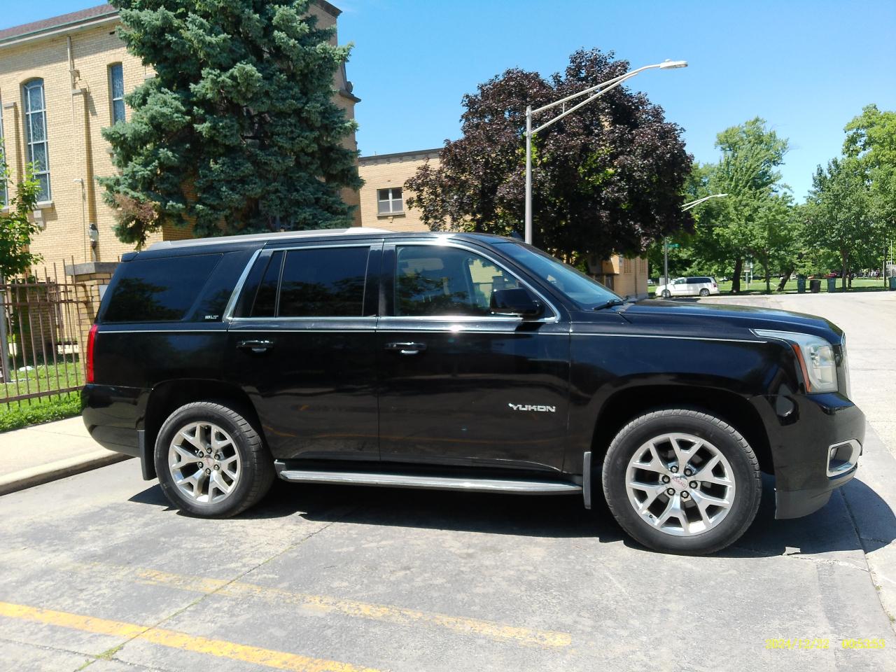 GMC Yukon SLT 4WD 2015
