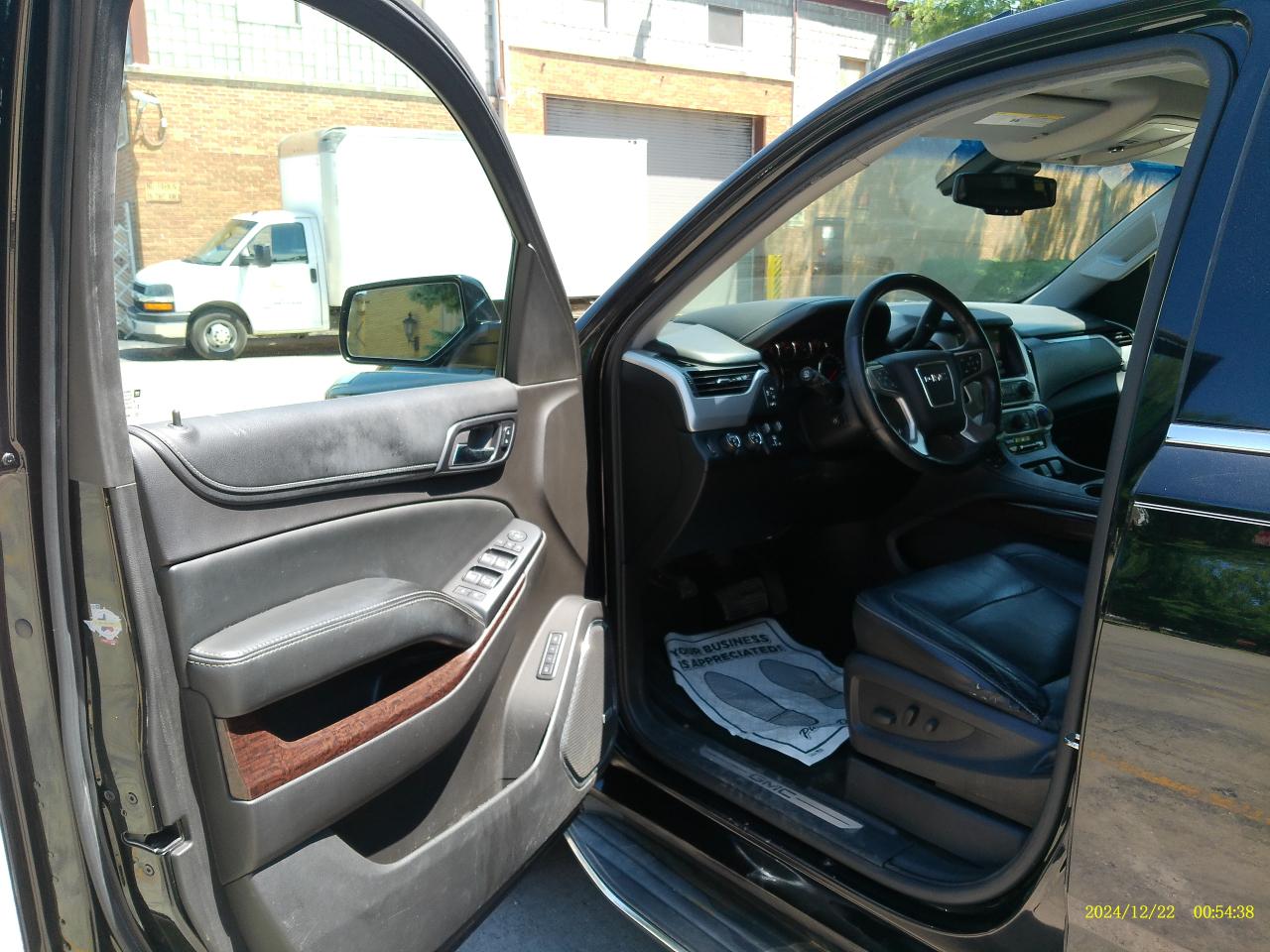 GMC Yukon SLT 4WD 2015
