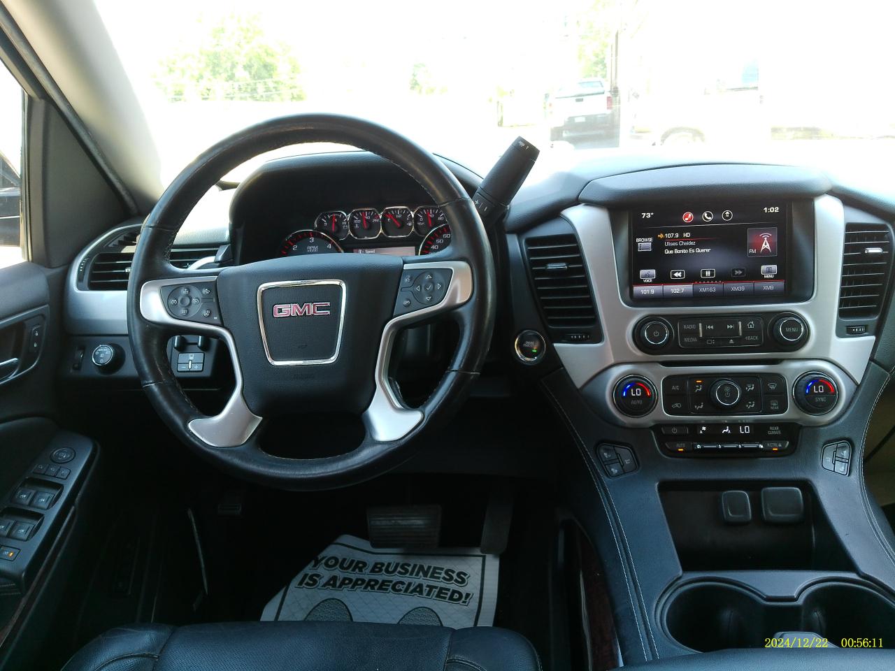GMC Yukon SLT 4WD 2015