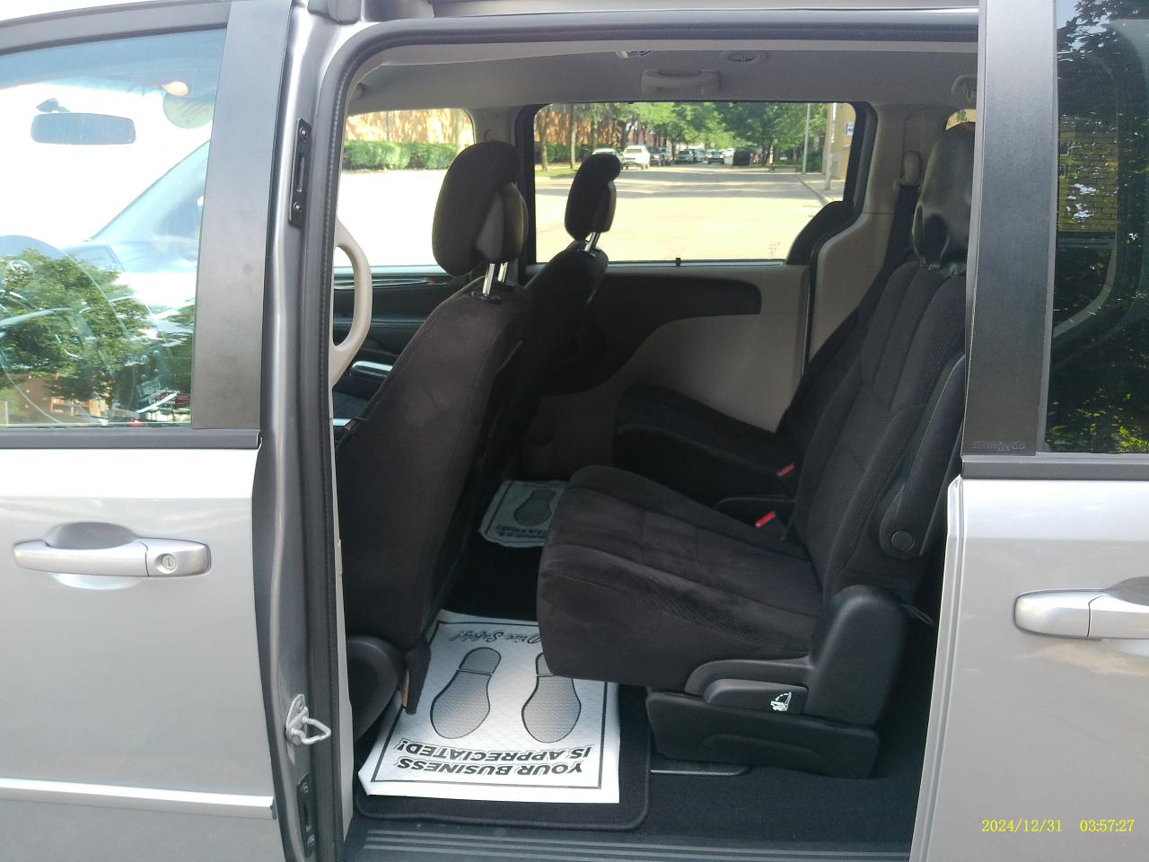 Dodge Grand Caravan SXT 2013