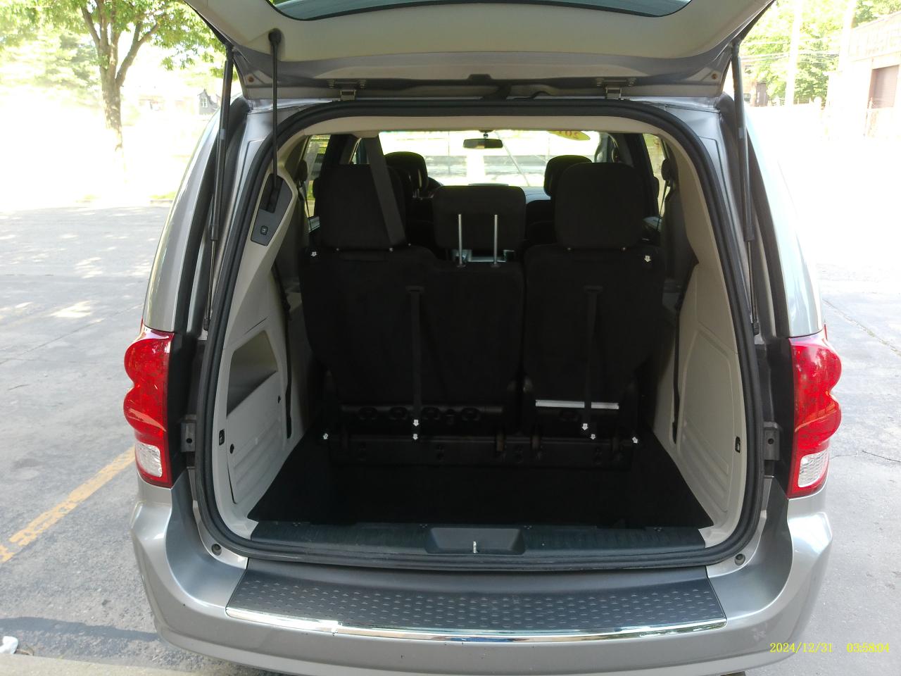 Dodge Grand Caravan SXT 2013