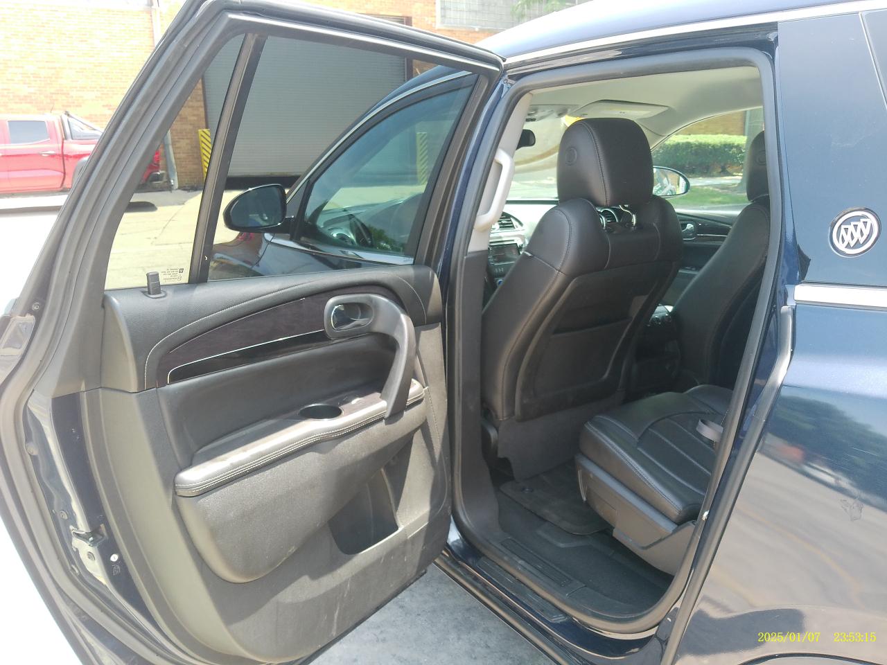 Buick Enclave Leather AWD 2015