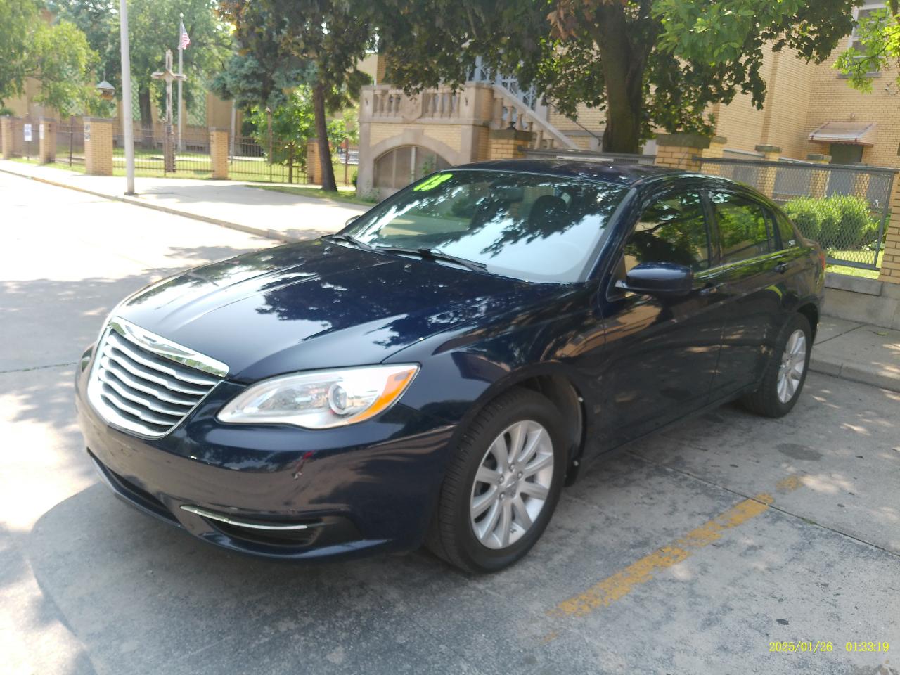 Chrysler 200 Touring 2013