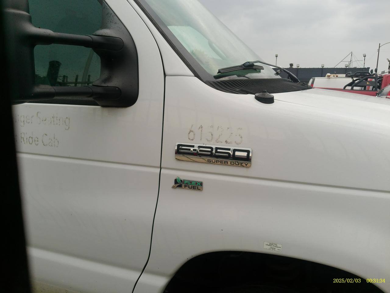 Ford Econoline E-350 Super Duty 2016