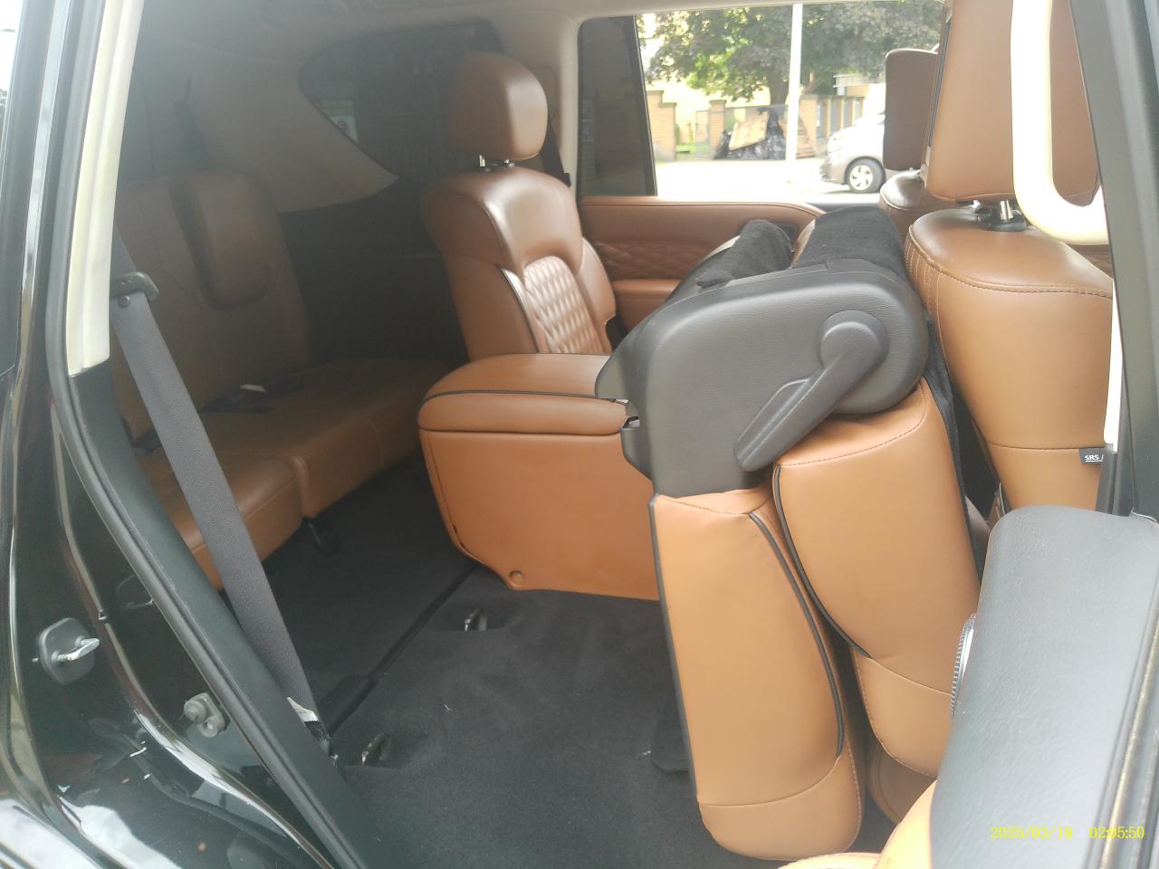 Infiniti QX80 LUXE 2019
