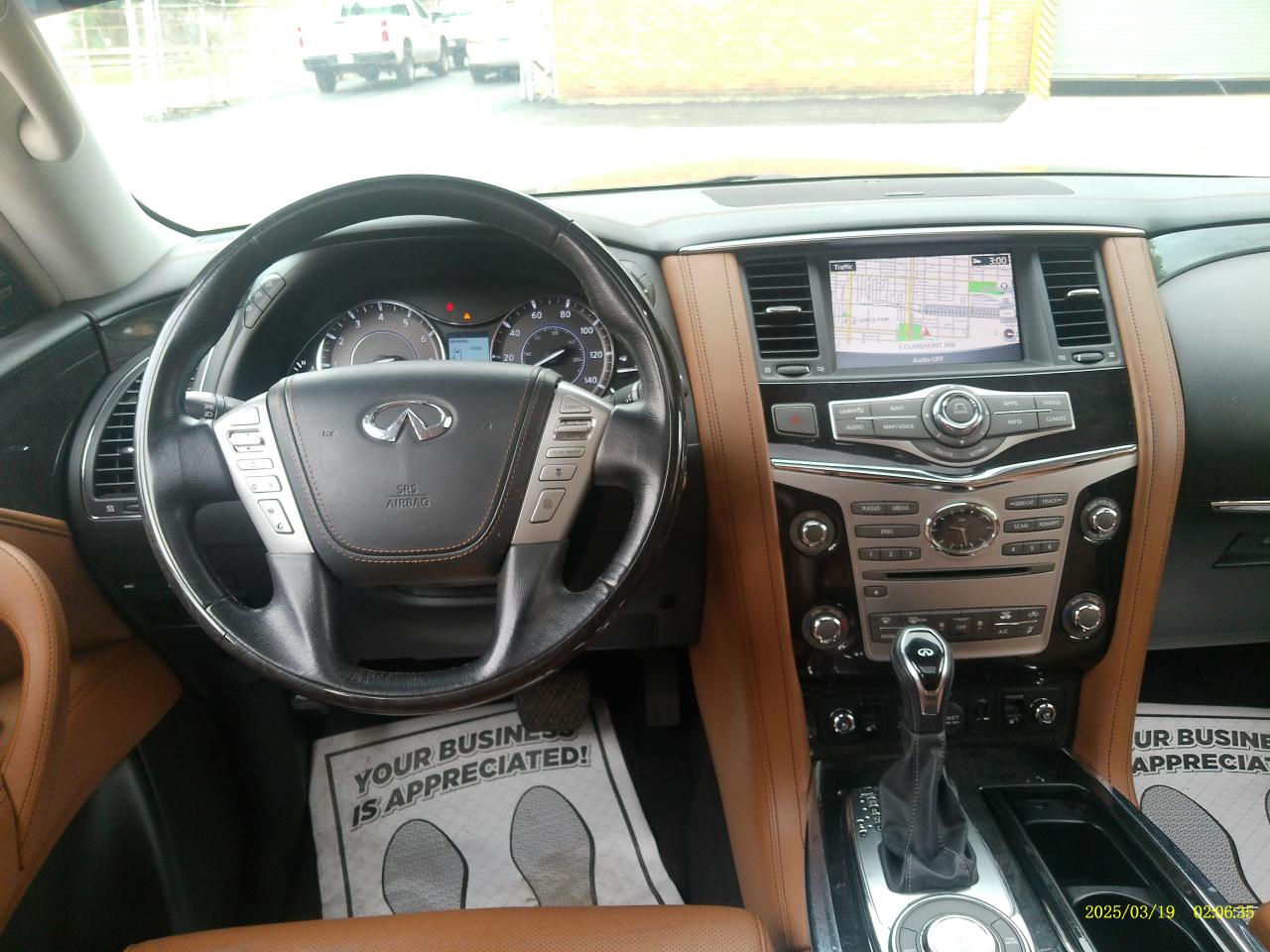 Infiniti QX80 LUXE 2019