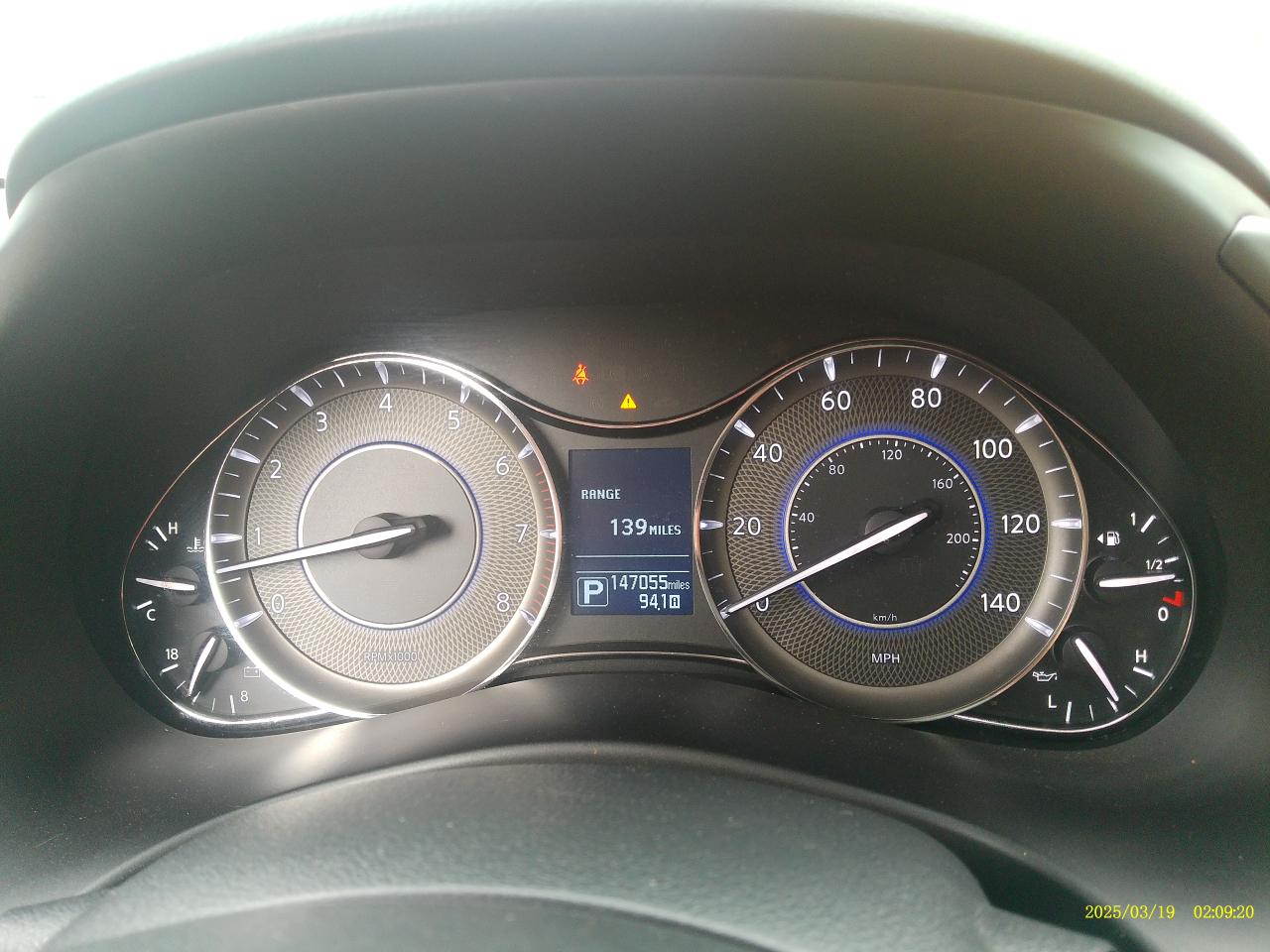 Infiniti QX80 LUXE 2019