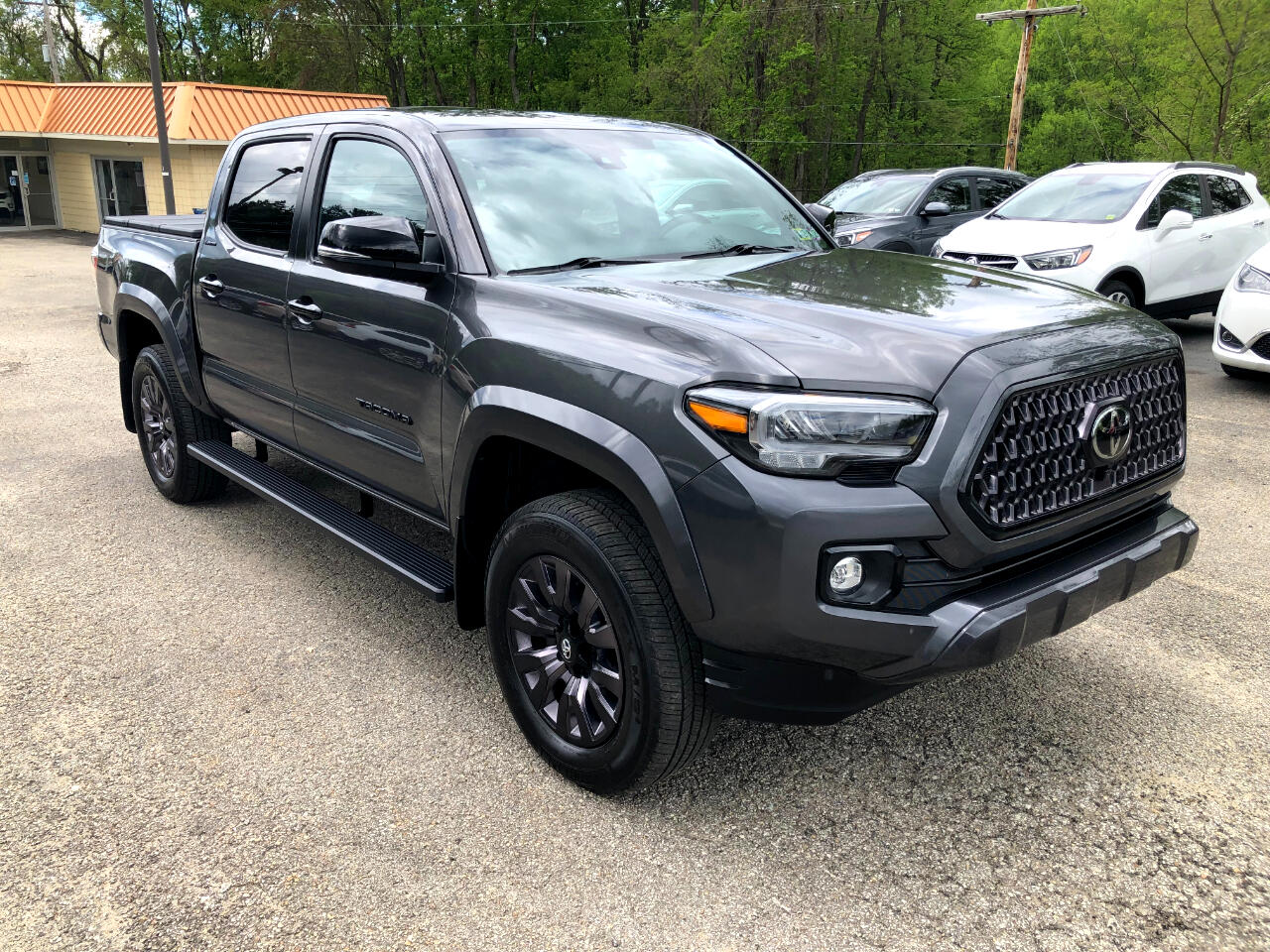 Toyota Tacoma Limited Double Cab V6 6AT 4WD 2021