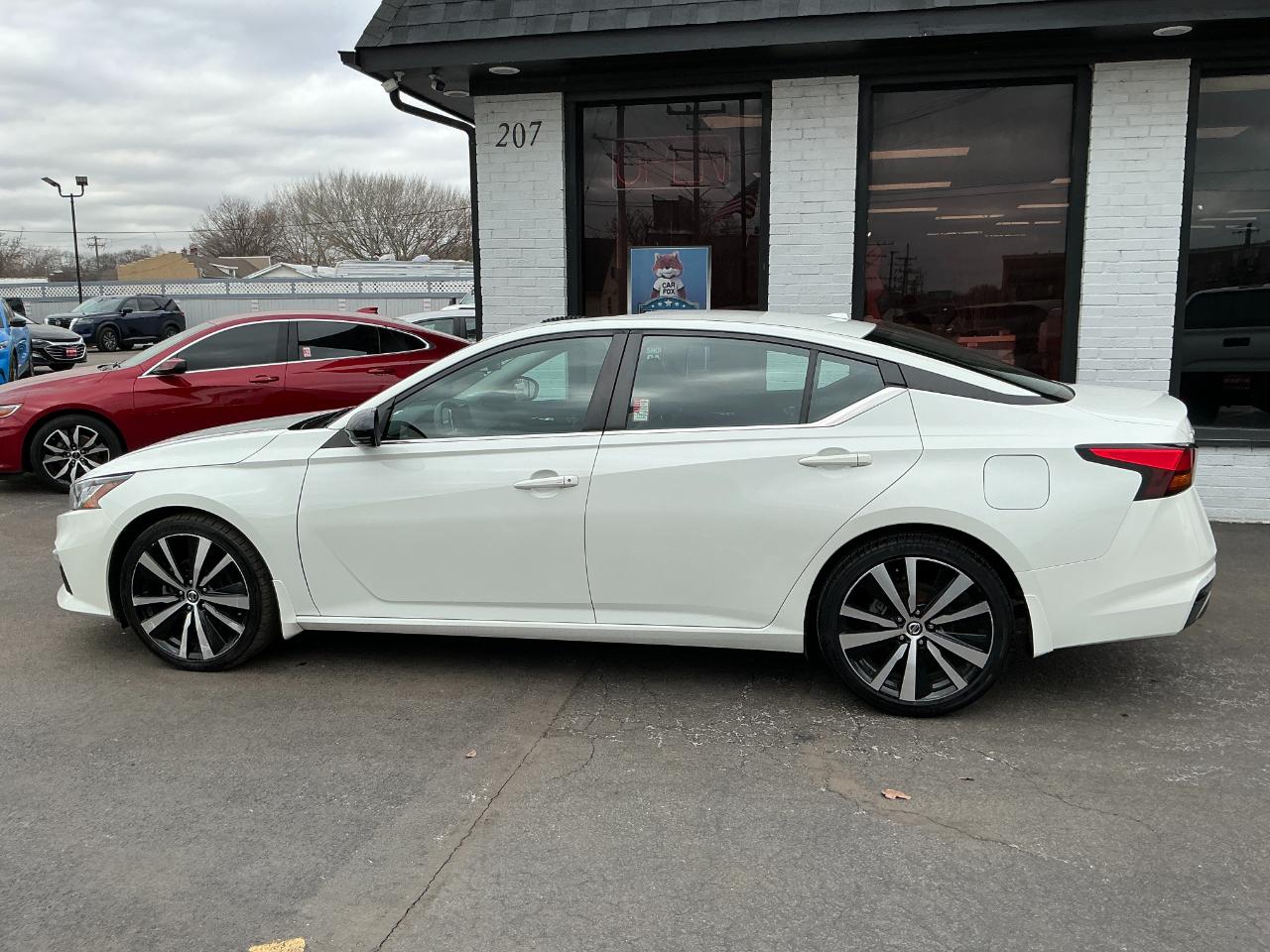 Nissan Altima 2.5 SR Sedan 2021