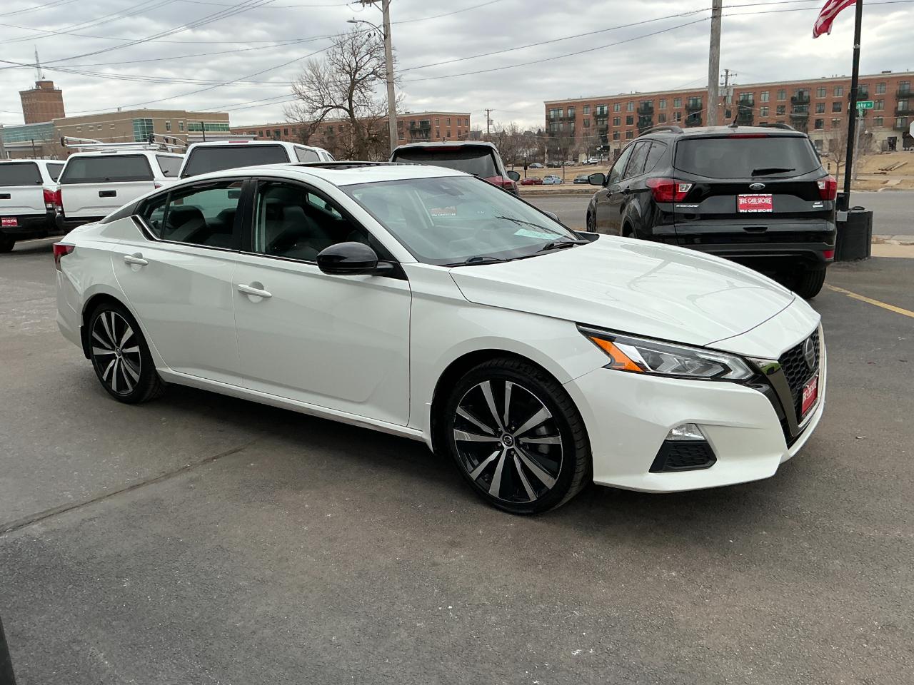 Nissan Altima 2.5 SR Sedan 2021