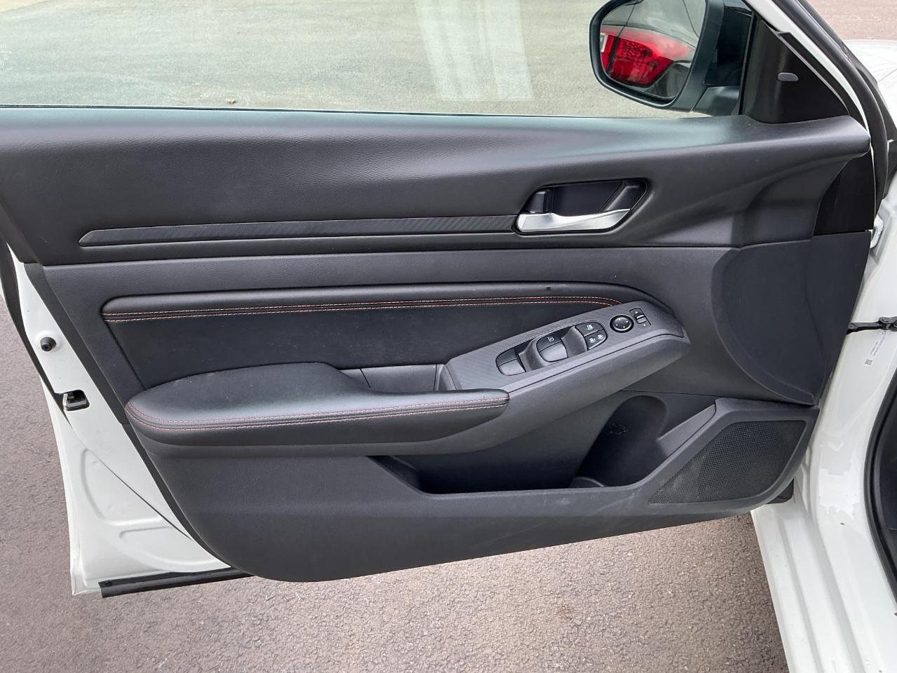 Nissan Altima 2.5 SR Sedan 2021