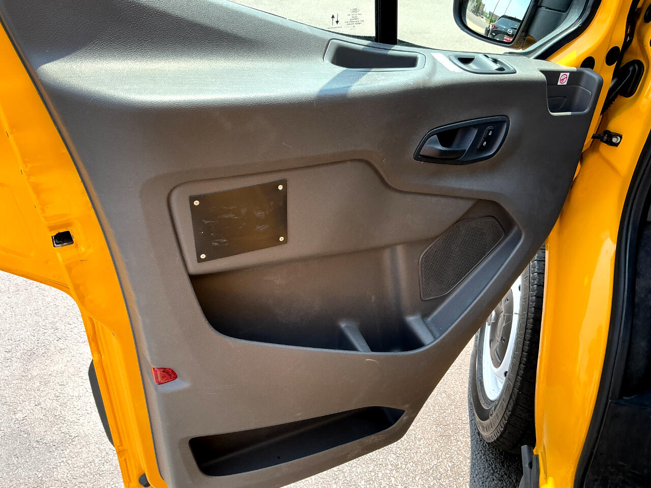 2020 Ford Transit Cargo Van photo 7