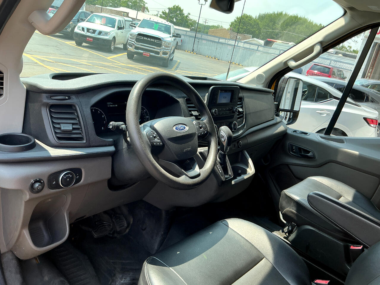 2020 Ford Transit Cargo Van photo 9