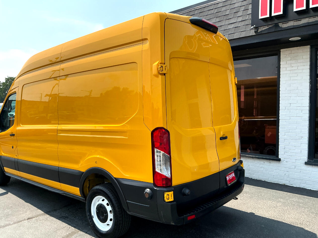 2020 Ford Transit Cargo Van photo 23