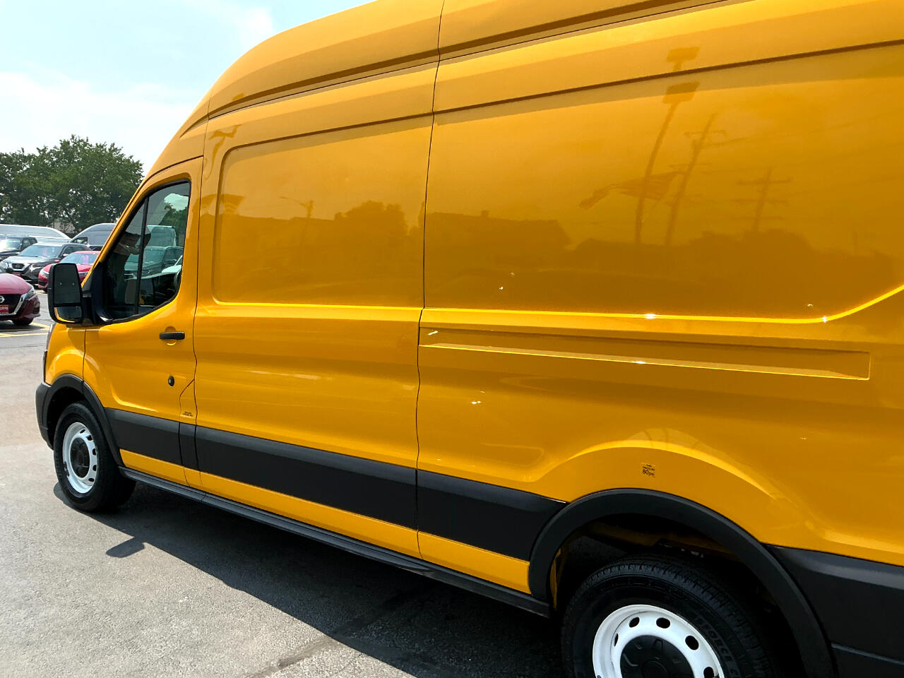2020 Ford Transit Cargo Van photo 24