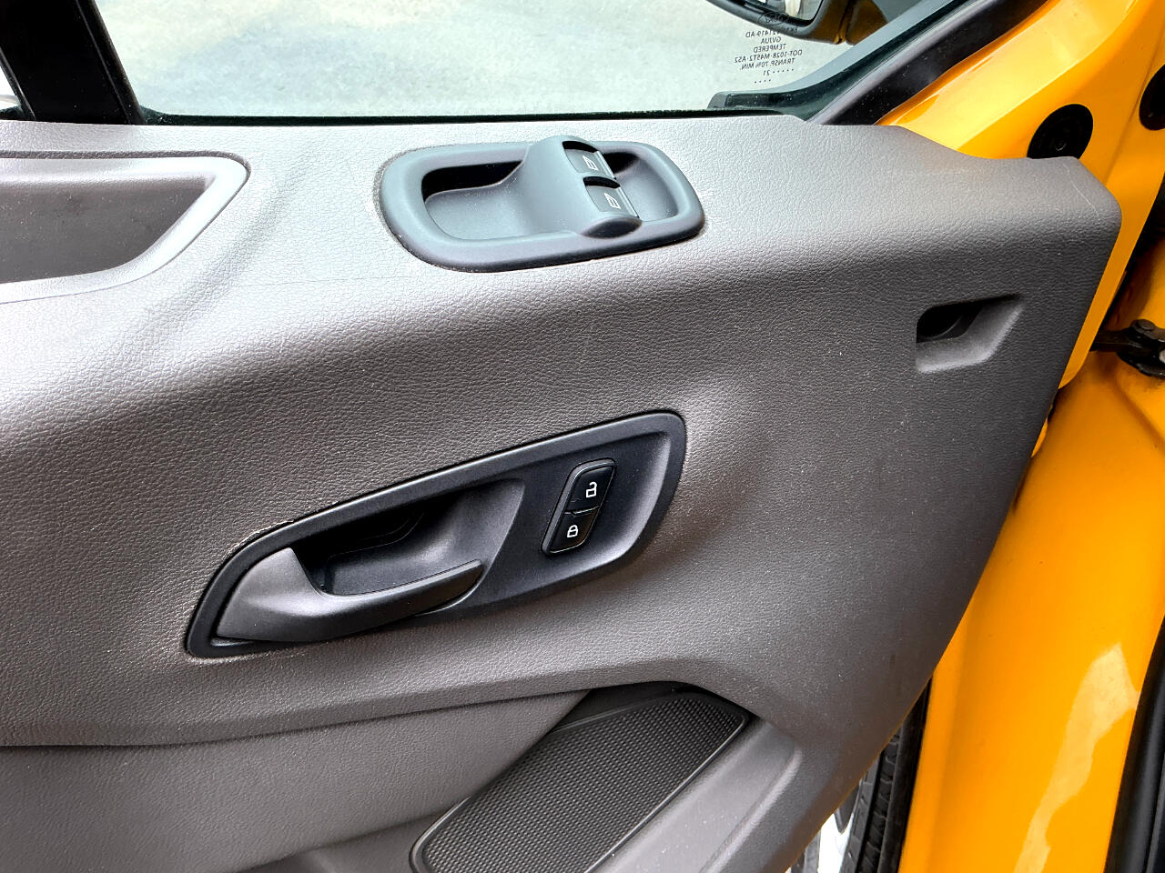 2021 Ford Transit Cargo Van photo 5