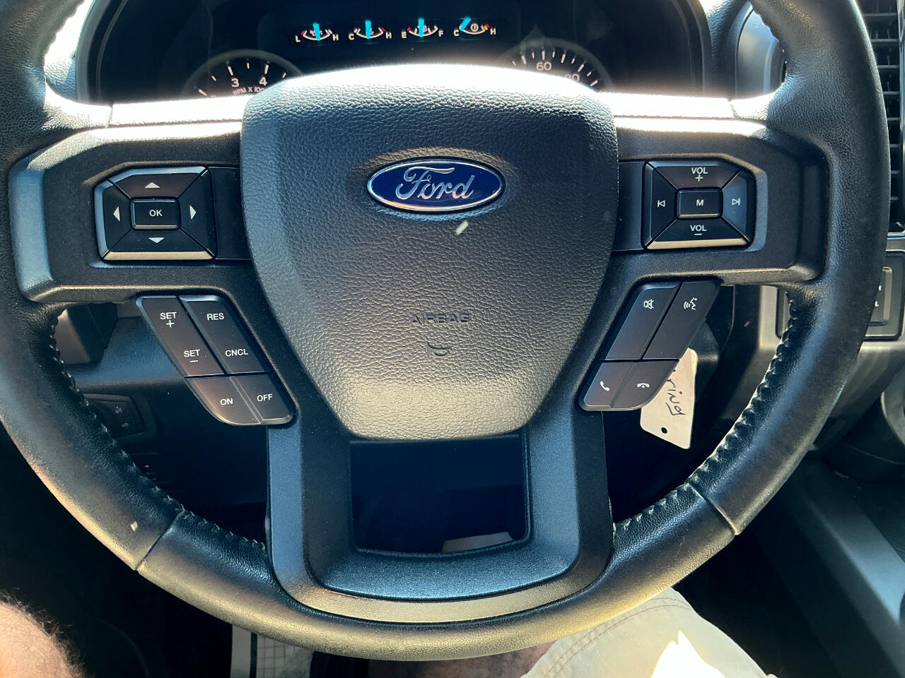 2019 Ford F-150 XLT photo 10