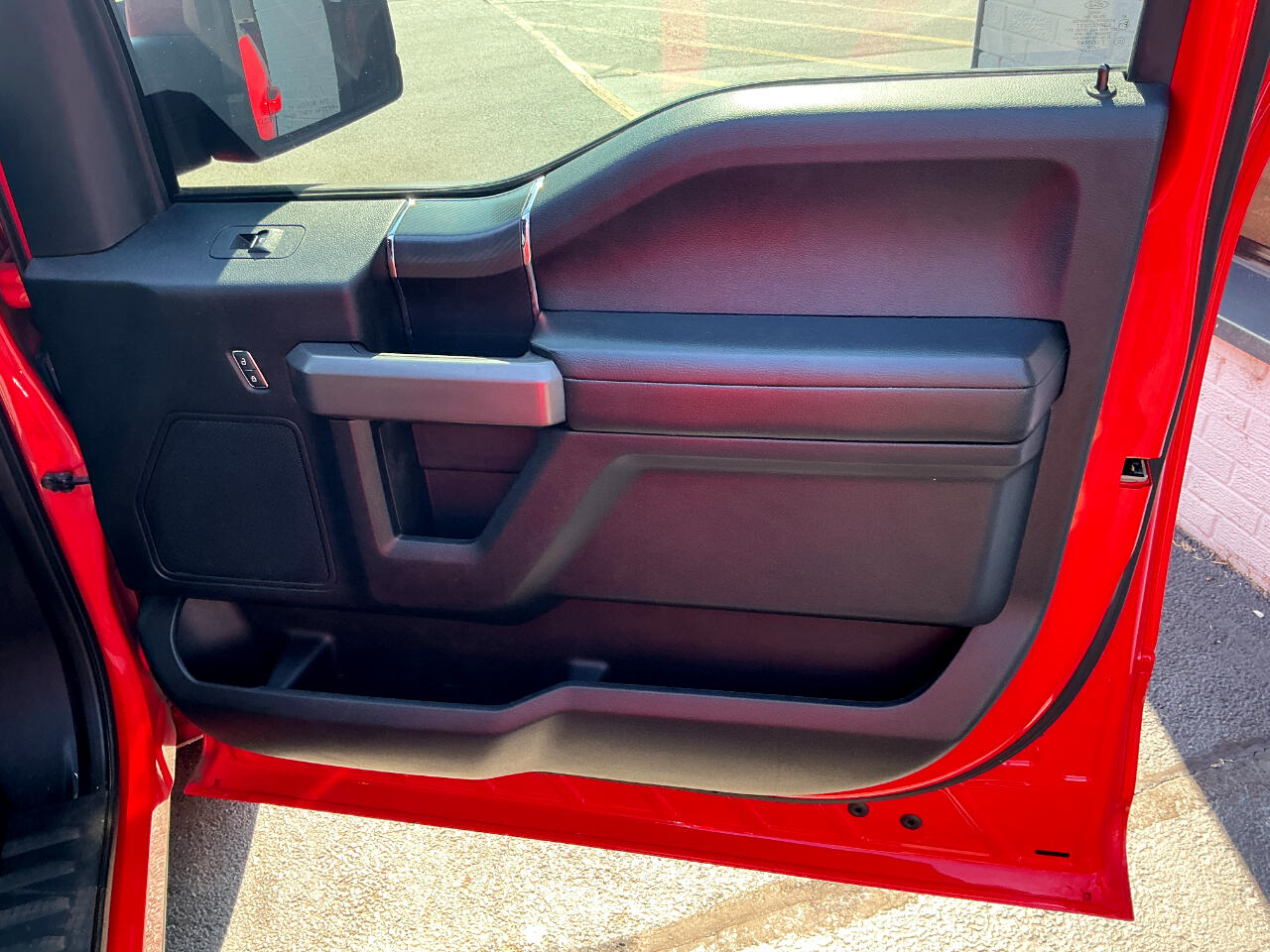 2019 Ford F-150 XLT photo 24