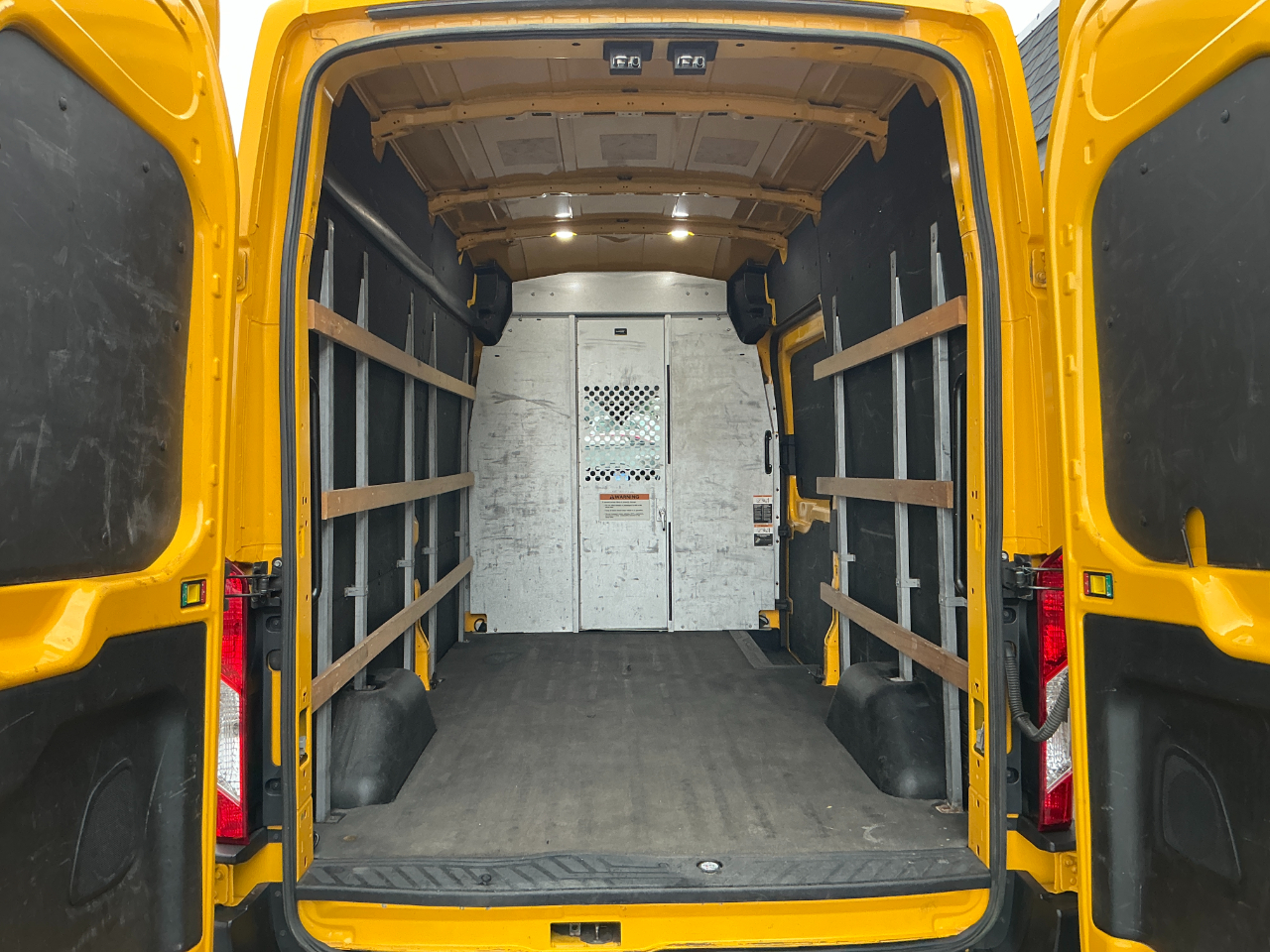 2021 Ford Transit Cargo Van photo 14