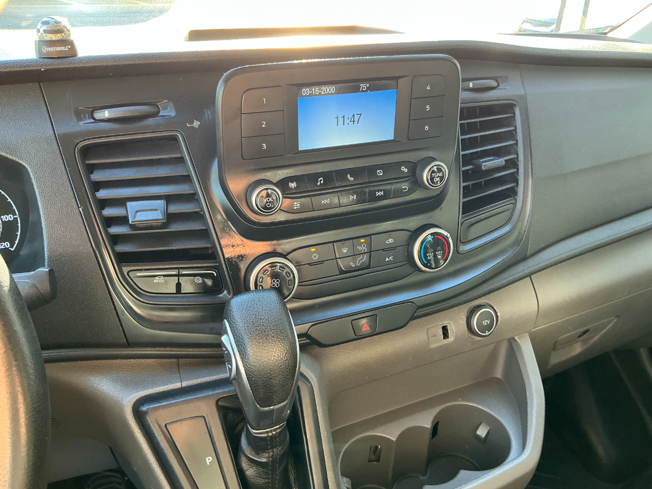 2020 Ford Transit Cargo Van photo 14