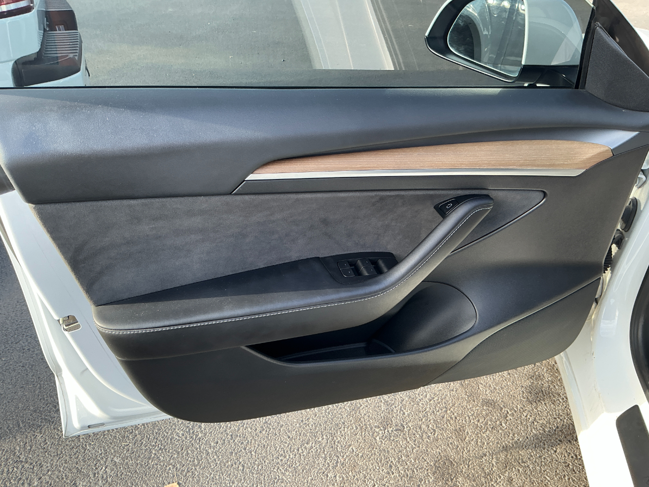 2021 Tesla Model 3 Standard Range Plus photo 7