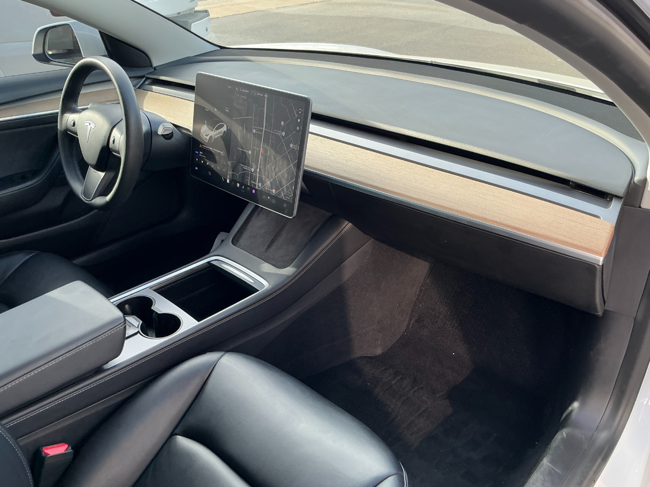 2021 Tesla Model 3 Standard Range Plus photo 15