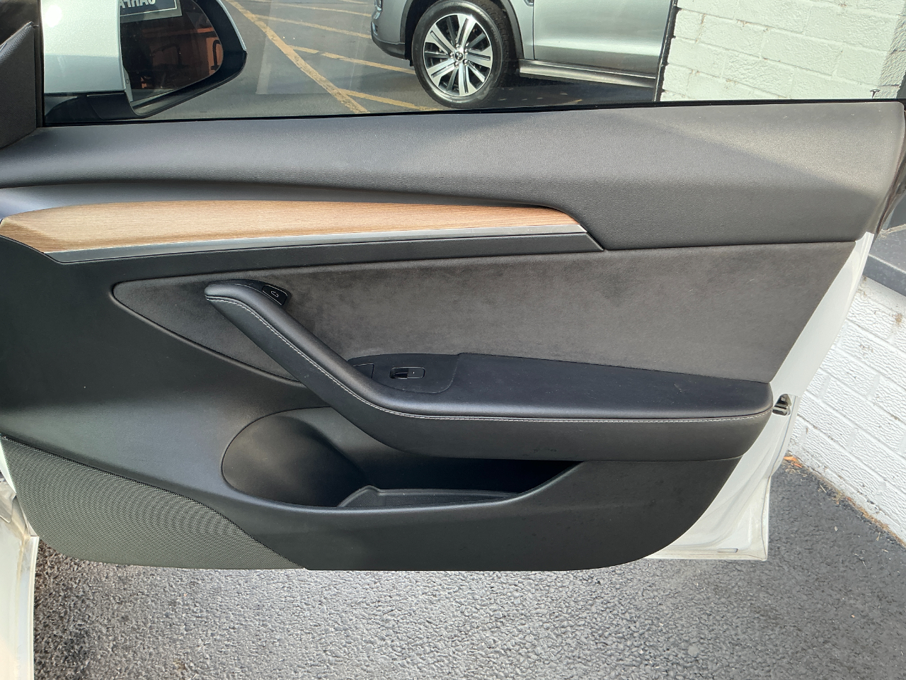 2021 Tesla Model 3 Standard Range Plus photo 16