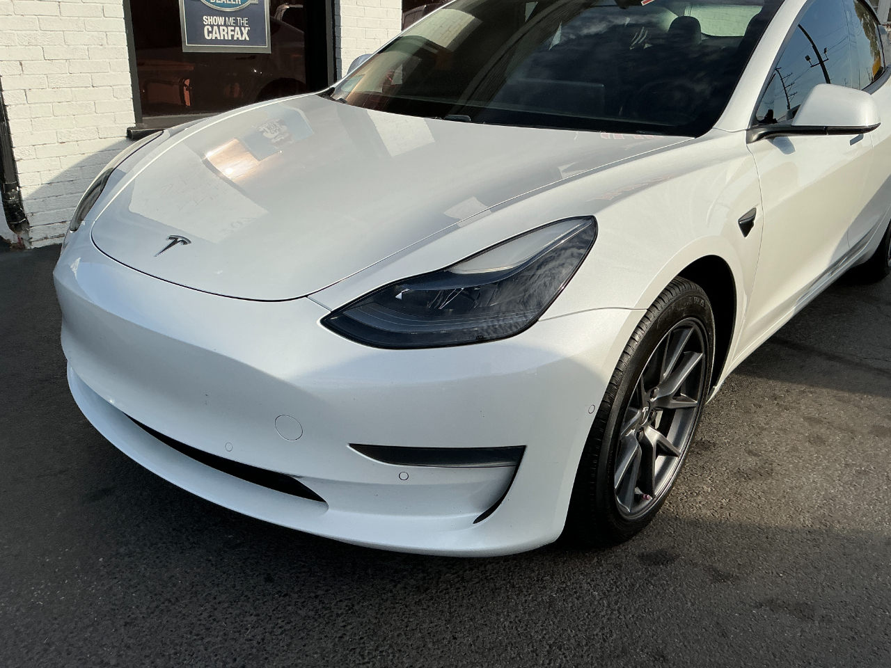 2021 Tesla Model 3 Standard Range Plus photo 17