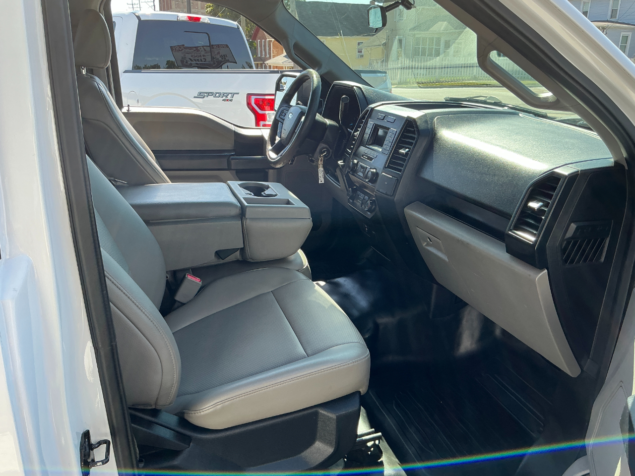 2015 Ford F-150 XL photo 12