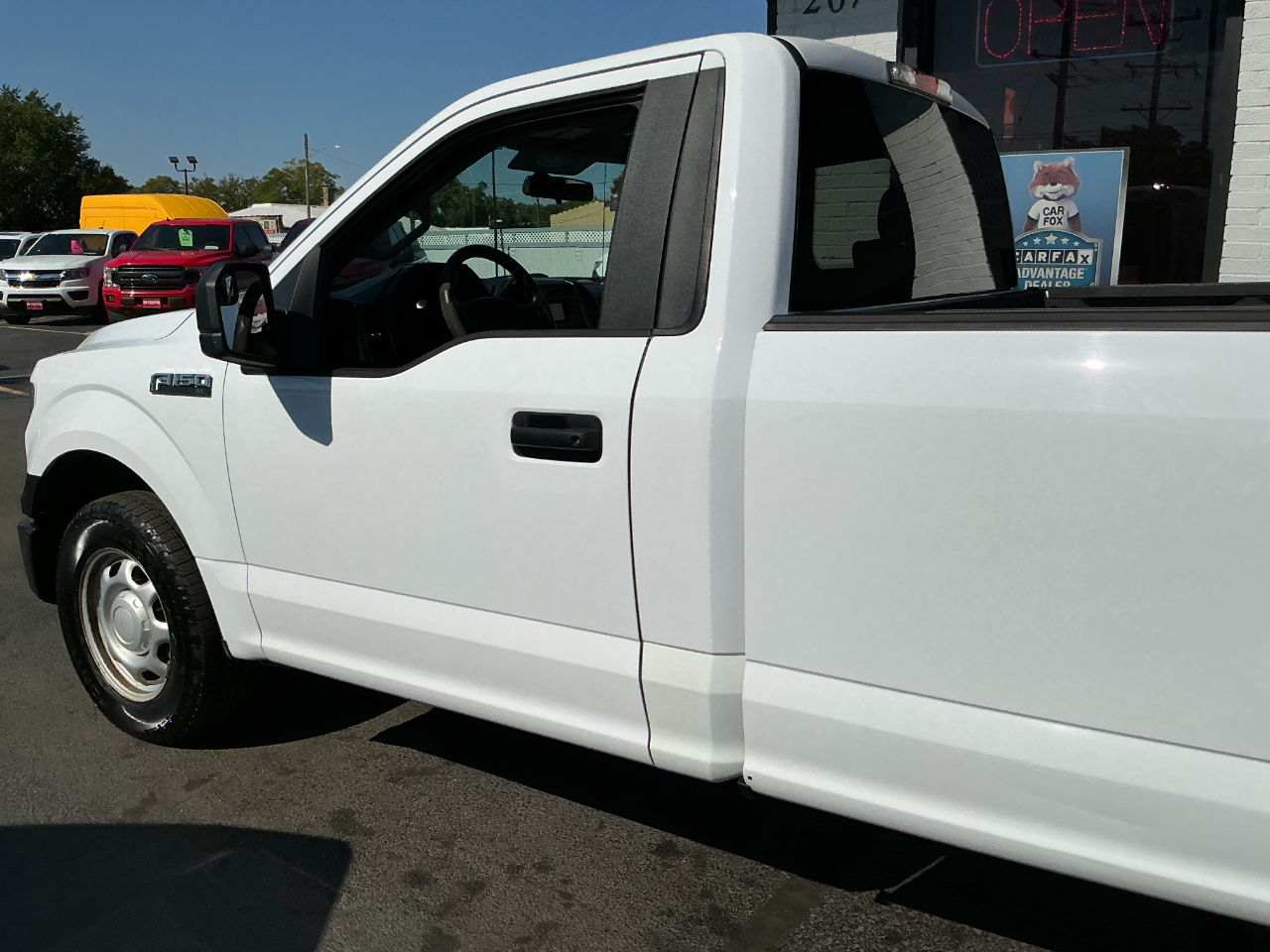 2015 Ford F-150 XL photo 21