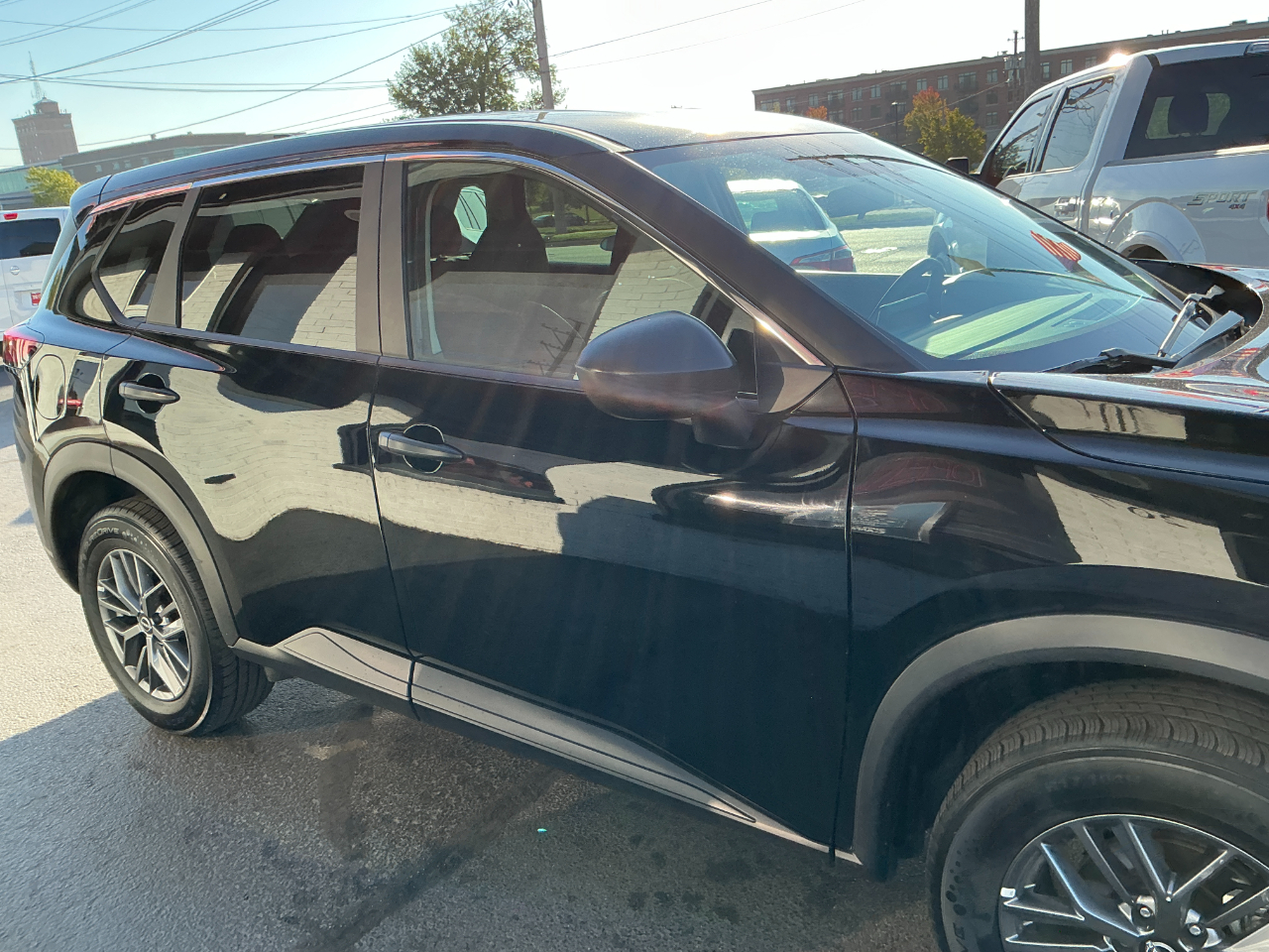 2024 Nissan Rogue S photo 23