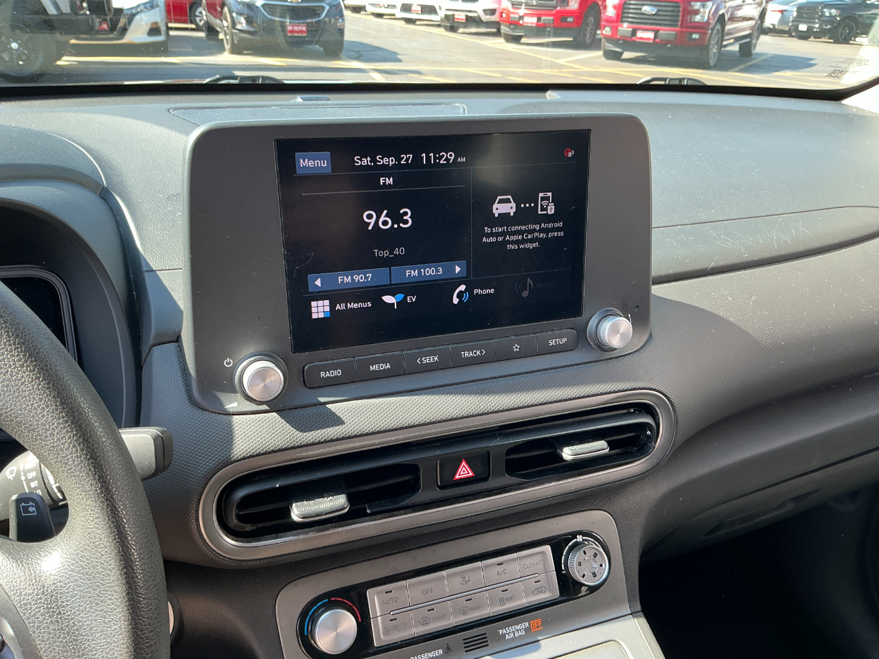 2023 Hyundai Kona SE photo 6