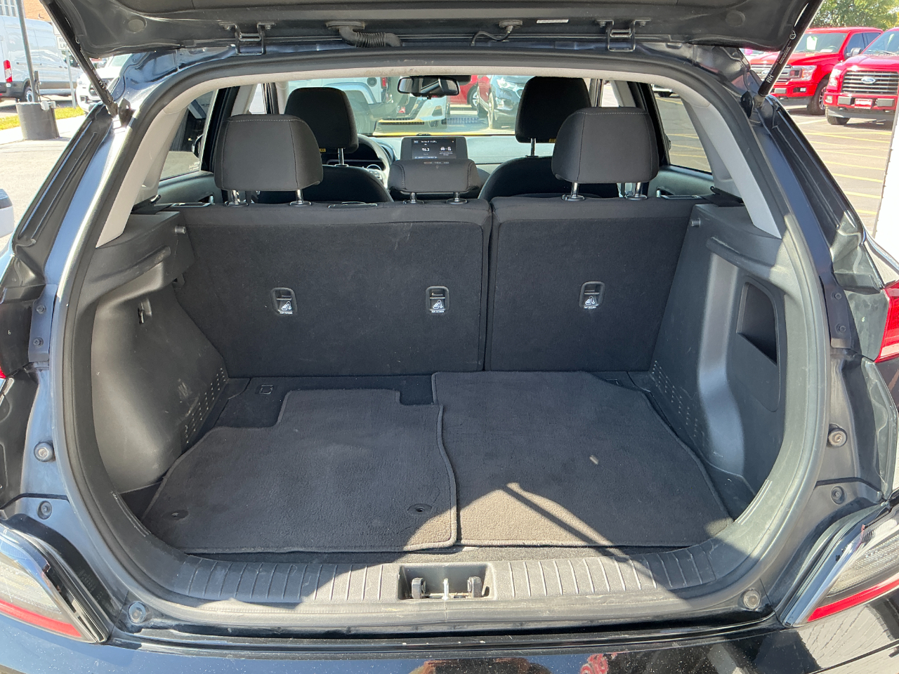 2023 Hyundai Kona SE photo 13