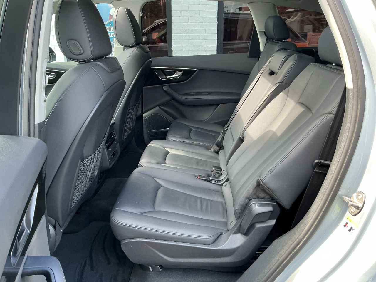 2024 Audi Q7 Premium Plus photo 17