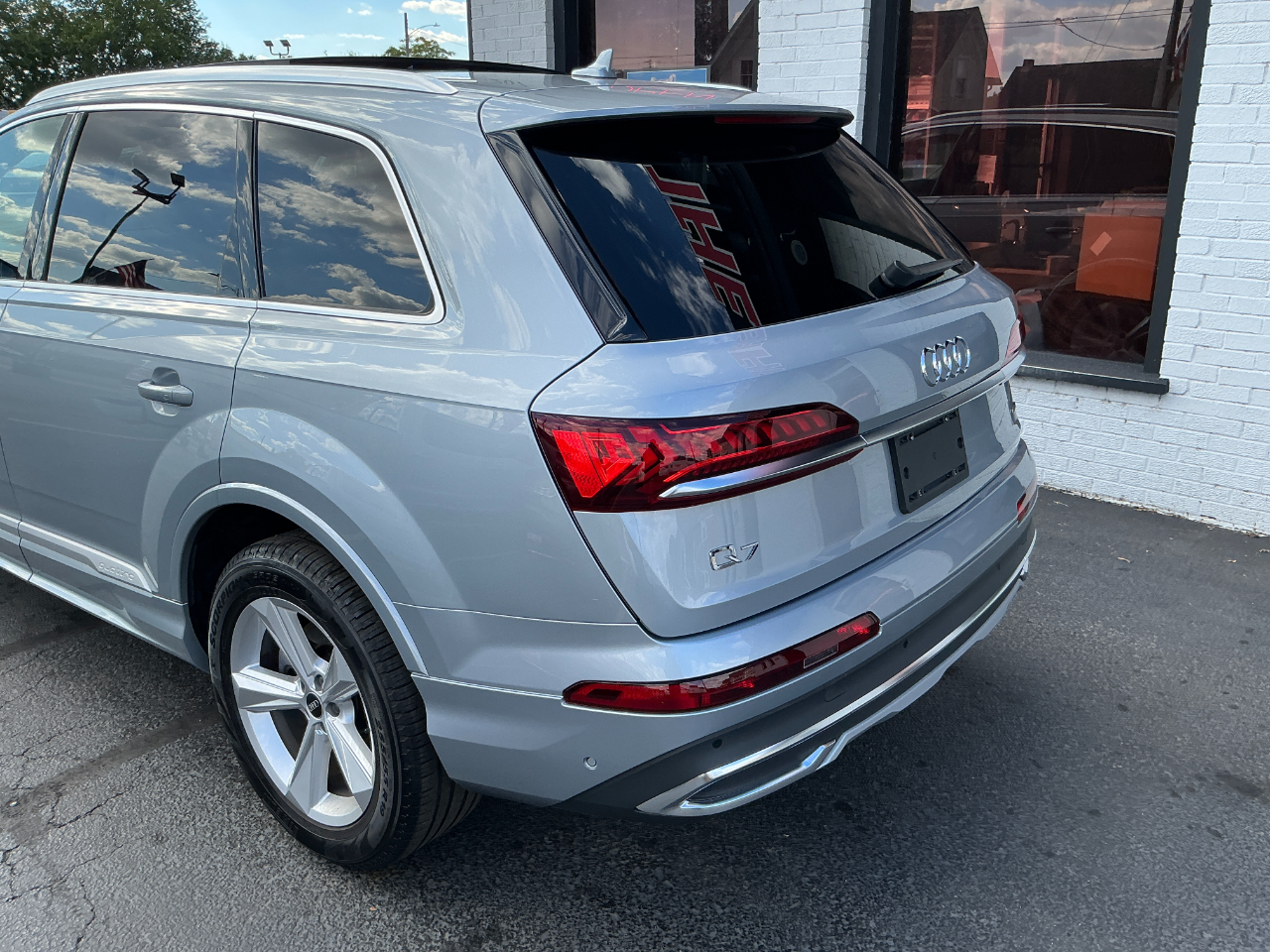2024 Audi Q7 Premium Plus photo 31