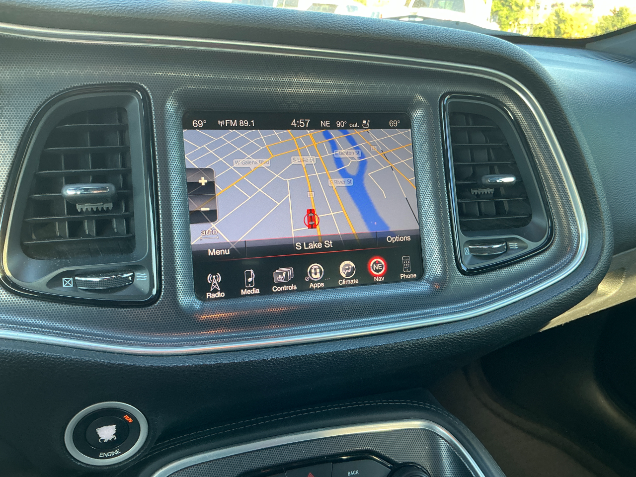 2016 Dodge Challenger SXT photo 14
