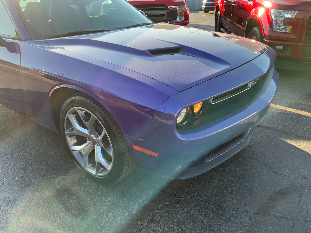 2016 Dodge Challenger SXT photo 22