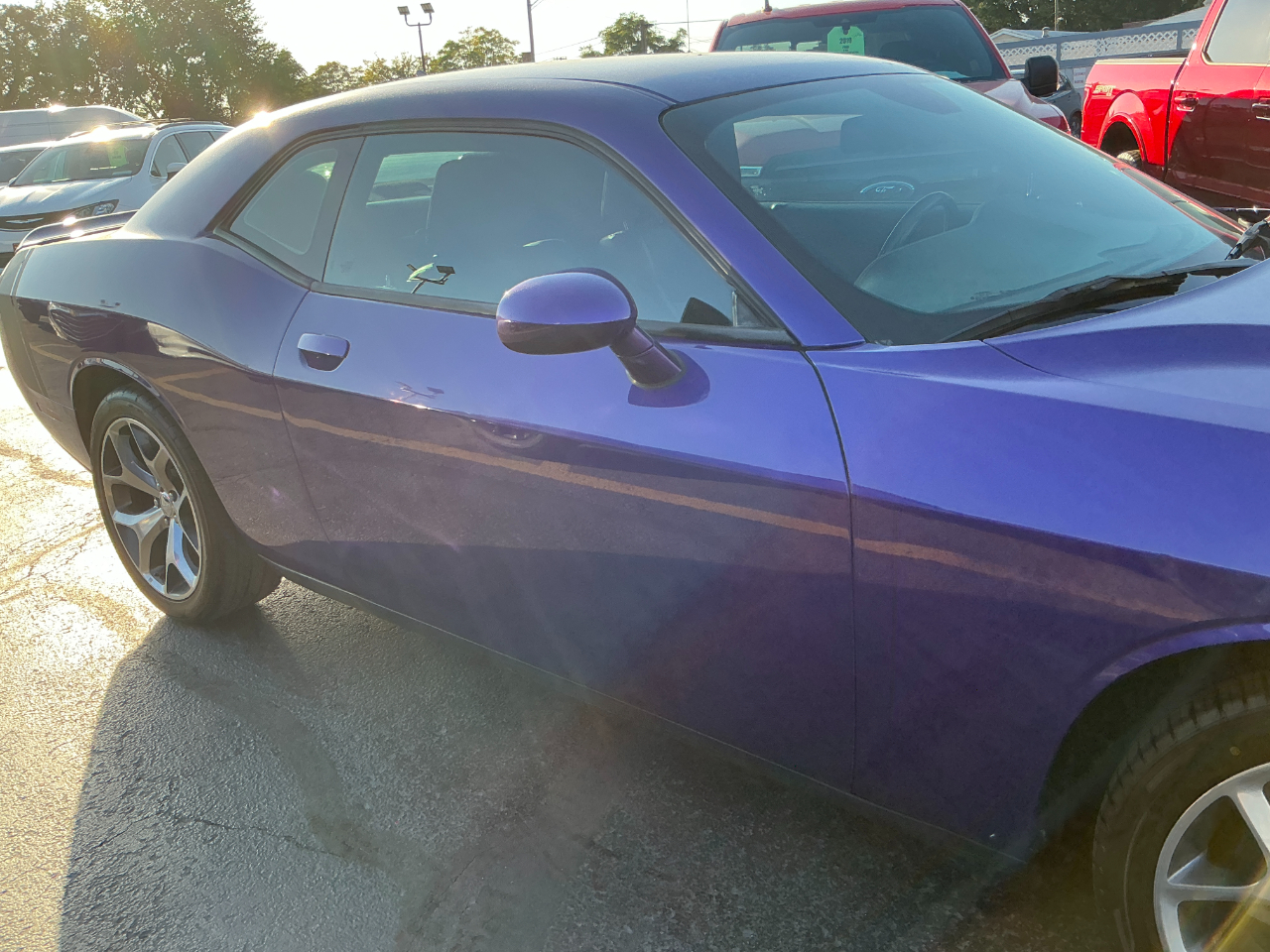 2016 Dodge Challenger SXT photo 23